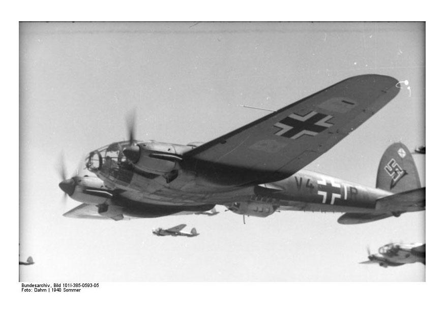 Photo bomb thrower over the channel - france