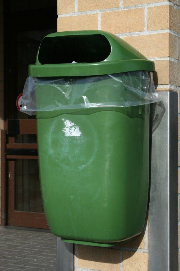 Photo dustbin