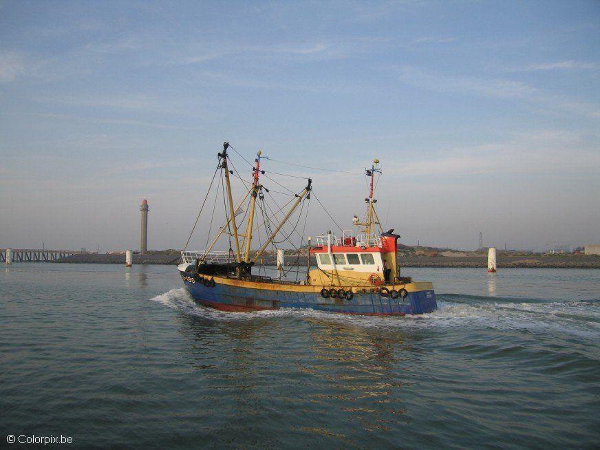 Photo fishing boat