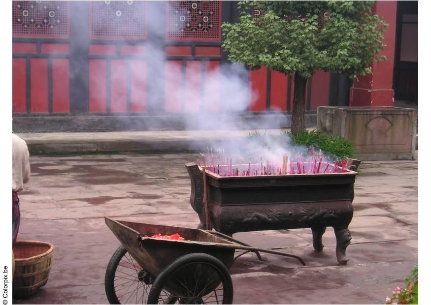 Photo incense at chngdu temple