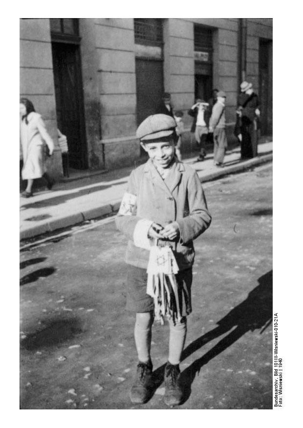 Photo jewish boy with armband in radom, poland