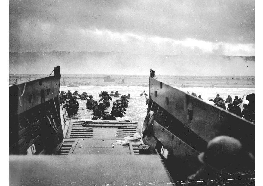 Photo landing at omaha beach, normandy 2