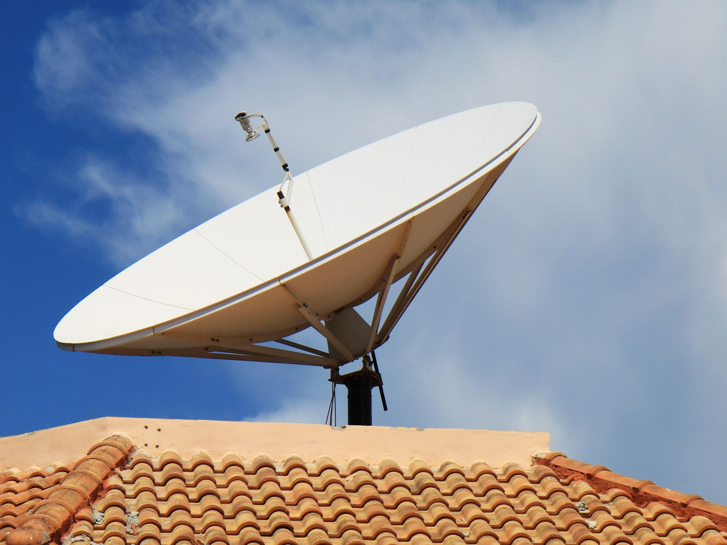 Photo parabolic antenna