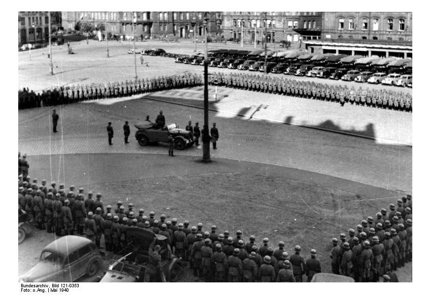 Photo parade in strasbourg