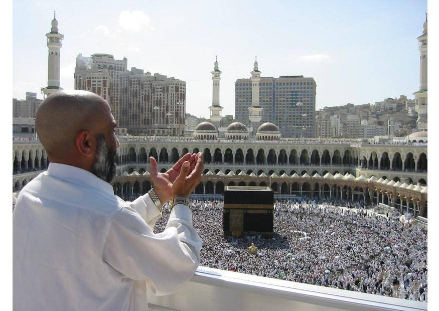 Photo pilgrim at masjid al haram, mecca