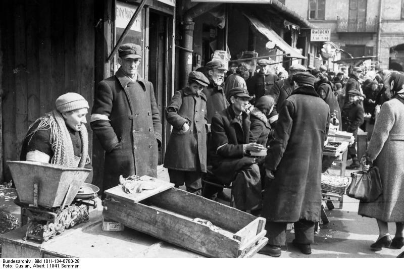 Photo poland - ghetto warsaw - market place (2)