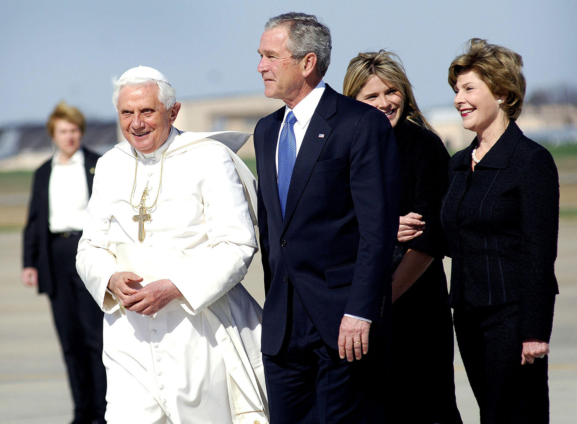 Photo pope benedict xvi and george w. bush