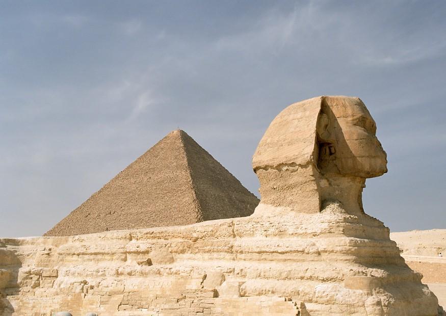 Photo pyramid & the sphinx