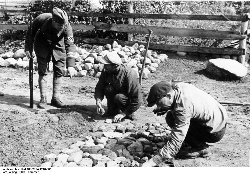 Photo russia - jews doing road construction