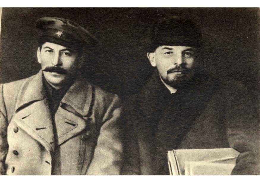 Photo stalin and lenin